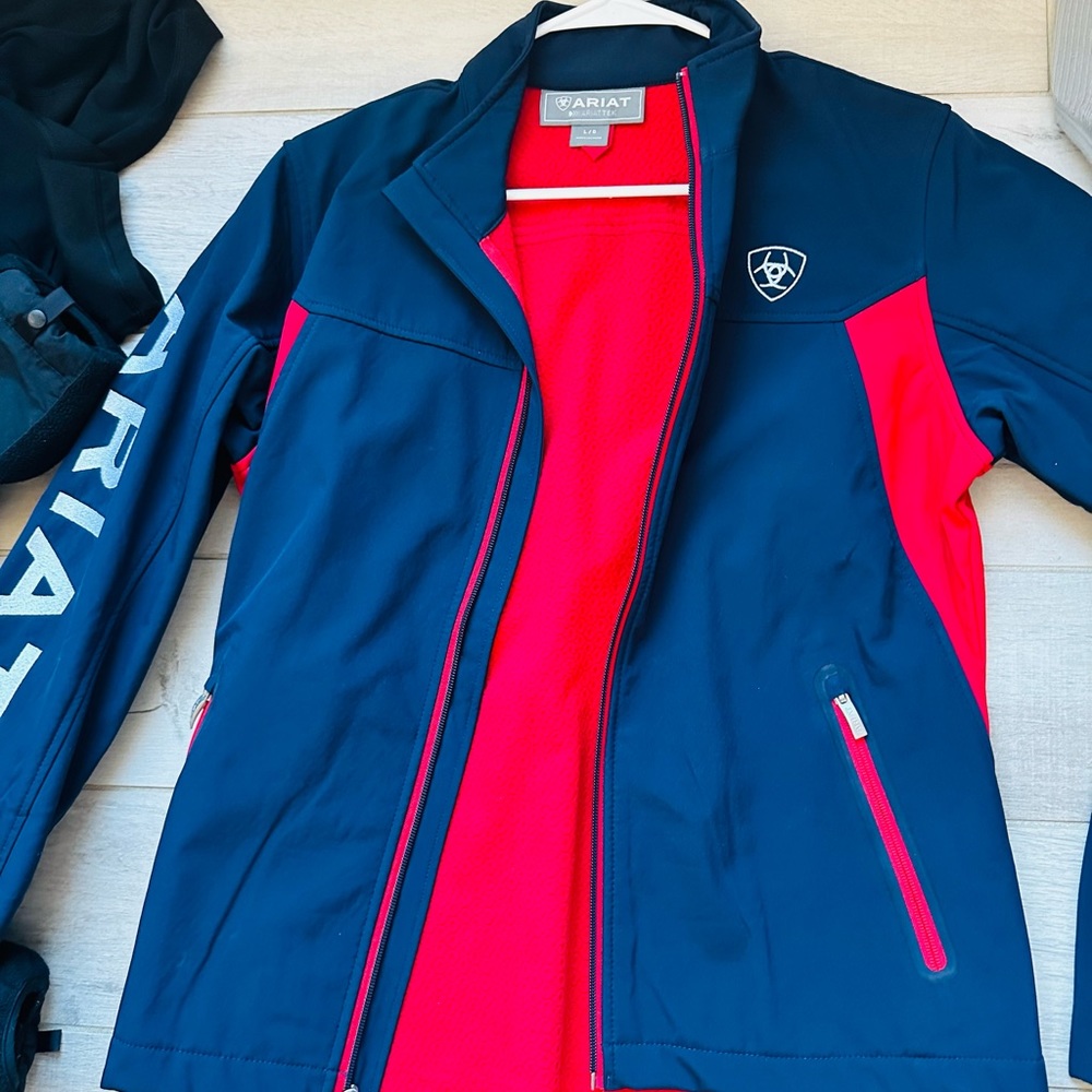 ARIAT JACKET BRAND NEW
